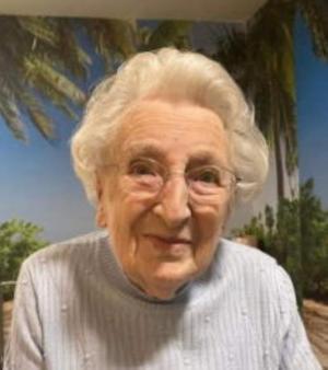 Maureen Olive Finbow, (nee Gowen)